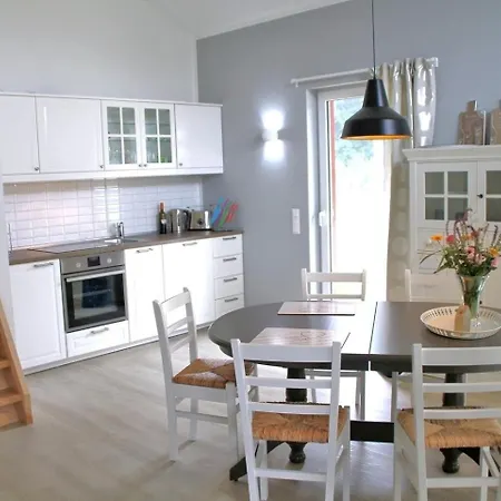 Holiday home Trine